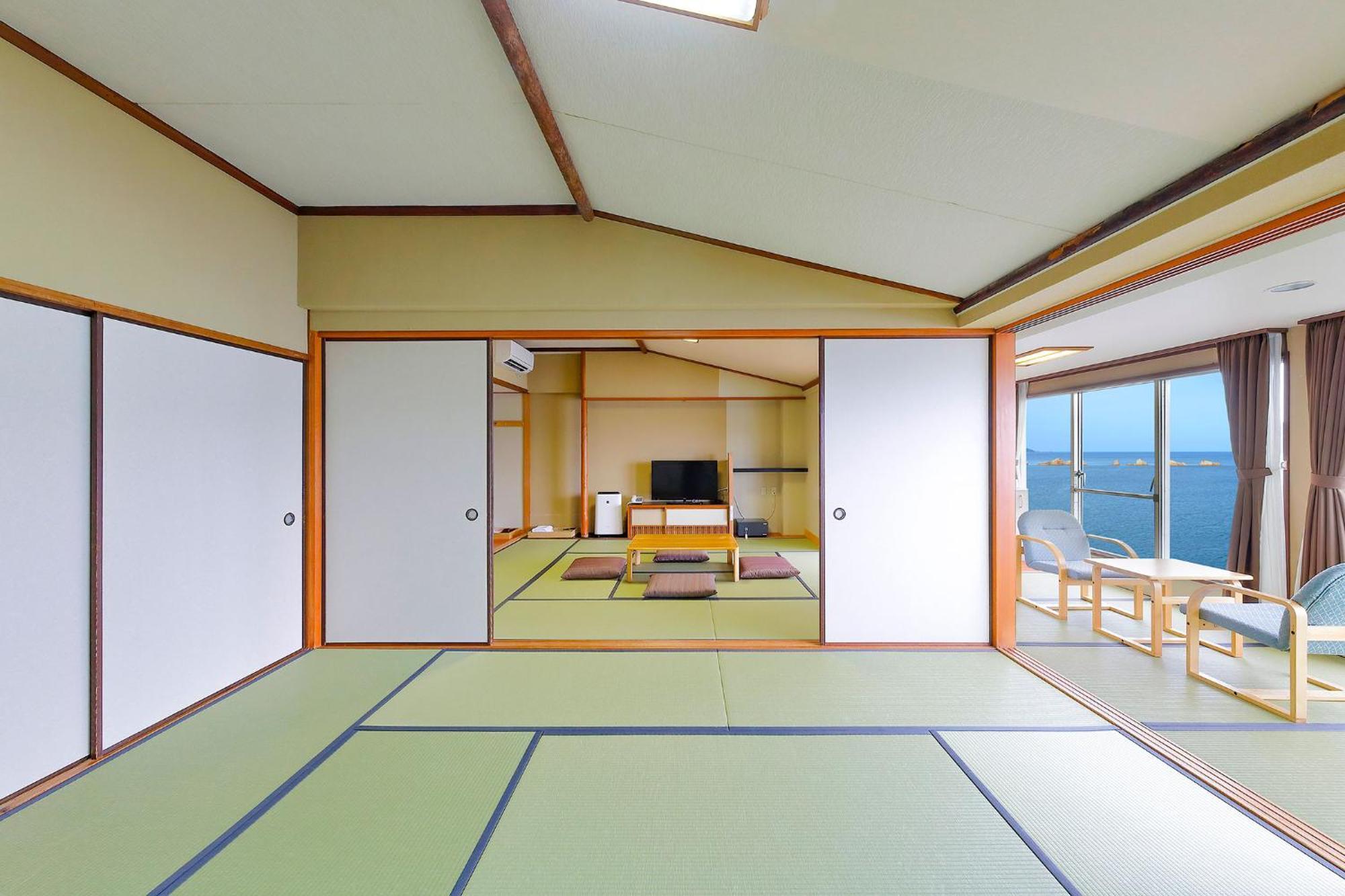 Ooedo Onsen Monogatari Nanki Kushimoto Hotel Екстериор снимка